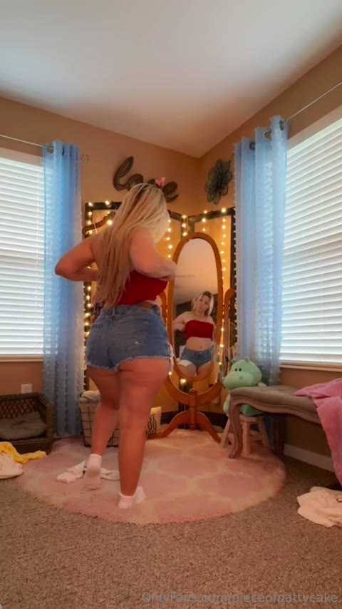 Sexypattycake - video